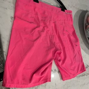Hurley bright pink board short